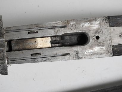 Fusil de marque DARNE R12 à canons juxtaposés...
