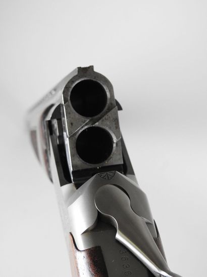 Fusil de chasse de marque BROWNING modèle...