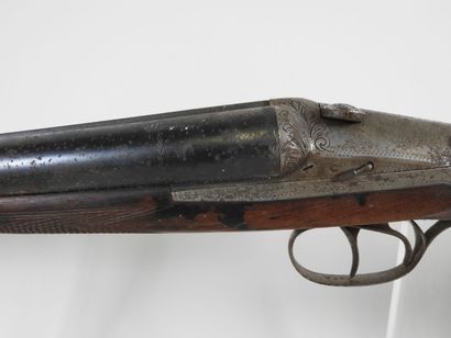 Fusil de marque DARNE R12 à canons juxtaposés...