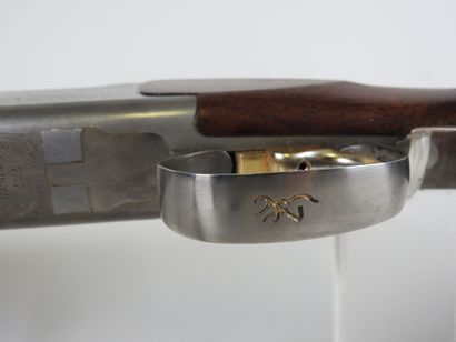 Fusil de chasse de marque BROWNING modèle...