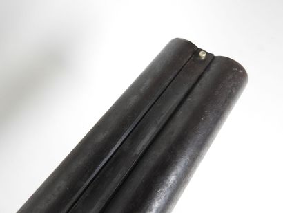 Piston rifle with juxtaposed barrels gauge...