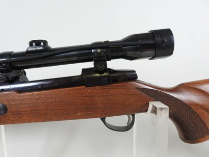 Carabine à verrou de marque SAKO modèle A5...