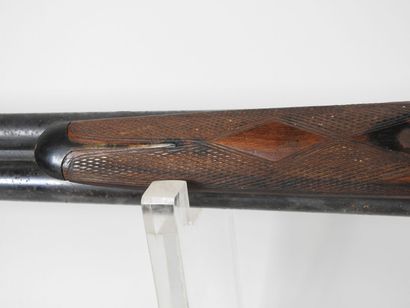 Fusil de marque DARNE R12 à canons juxtaposés...
