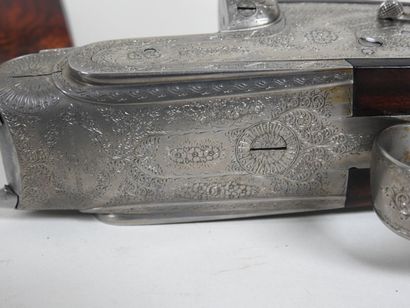 Belle paire de fusils à platines de marque...