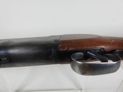 Fusil de chasse de marque VERNEY CARRON à...