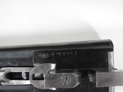 Belle paire de fusils à platines de marque...