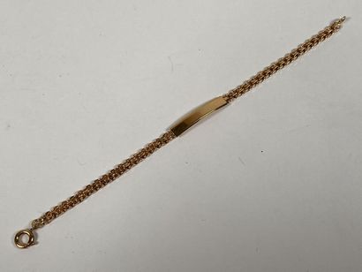 Curb in 18K yellow gold.

Weight : 5 g.

L....