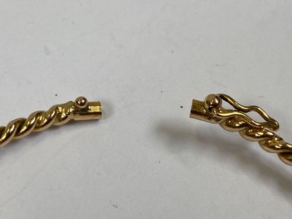 Bracelet in 18K yellow gold.

Weight : 10,1...