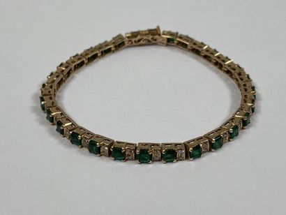 Articulated bracelet in 14K yellow gold decorated...
