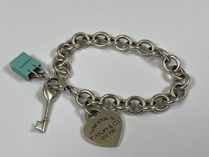 TIFFANY & CO.

Silver bracelet of ring mesh...