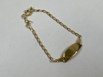 Curb in 18 ct yellow gold, not engraved.

Weight...