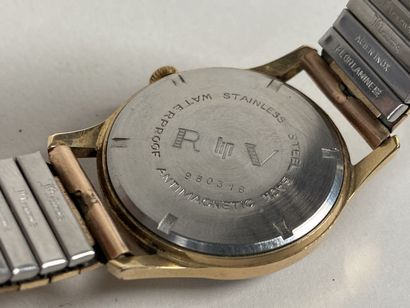 LIP.

Men's wristwatch in gilt metal, model...
