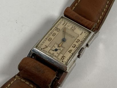 JAEGER Le COULTRE.

Rectangular steel wristwatch...