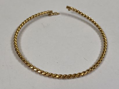 Bracelet in 18K yellow gold.

Weight : 10,1...