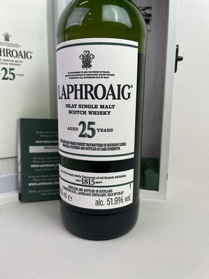 WHISKY. Laphroaig 25 Years. 51.9%. 1 bt.