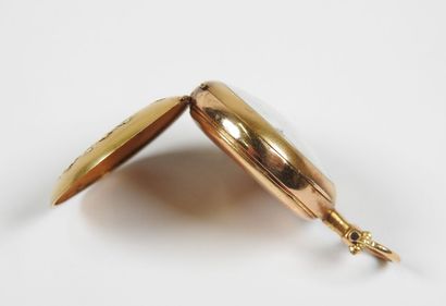 Neck watch in 18K yellow gold, the mechanical...