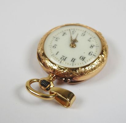 Neck watch in 18K yellow gold, the mechanical...