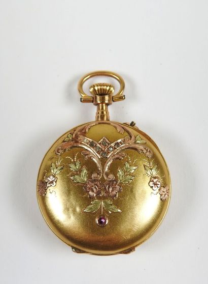 Neck watch in 18K yellow gold, the mechanical...