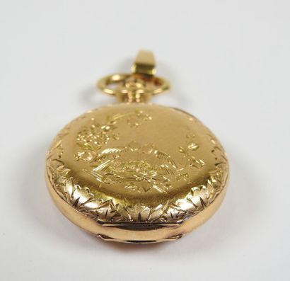 Neck watch in 18K yellow gold, the mechanical...