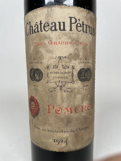 POMEROL. Pétrus (Château). 1924. 1 bt. (mi...