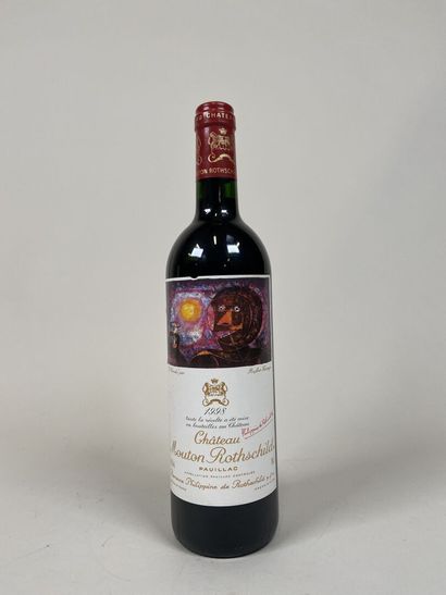 PAUILLAC. 1er GCC. Château Mouton Rothschild....