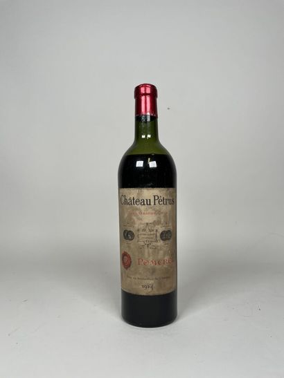 POMEROL. Pétrus (Château). 1924. 1 bt. (mi...
