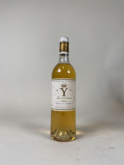 SAUTERNES. Château d'Yquem. Y d'Yquem. 1985....