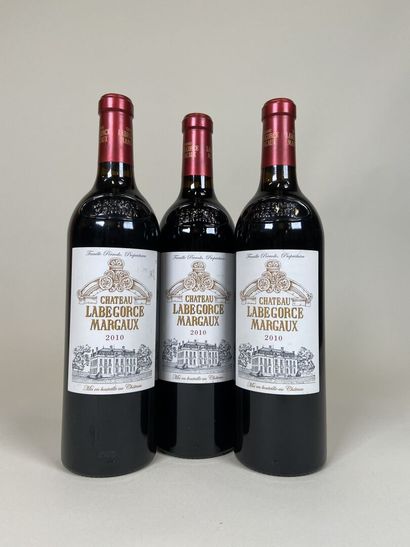 MARGAUX. Château Labegorce. 2010. 3 bt.