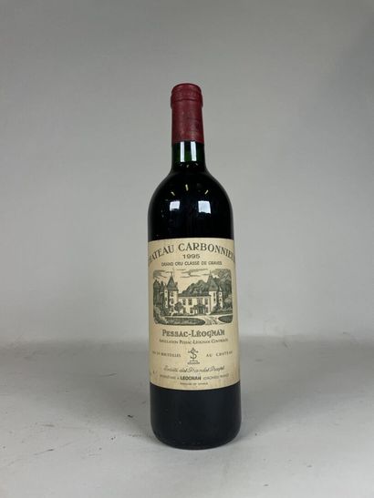 PESSAC LEOGNAN. Château Carbonnieux. Rouge....
