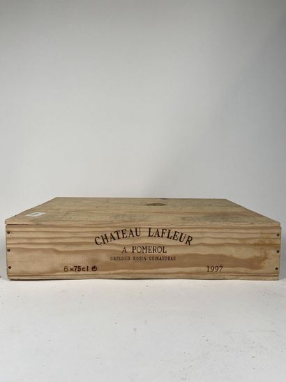 POMEROL. Château Lafleur. 1997. 6 bt. CBO....