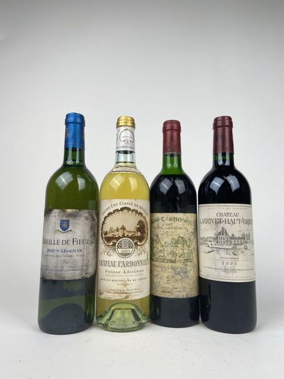 PESSAC LEOGNAN. Lot :
- GGC. Château Carbonnieux....
