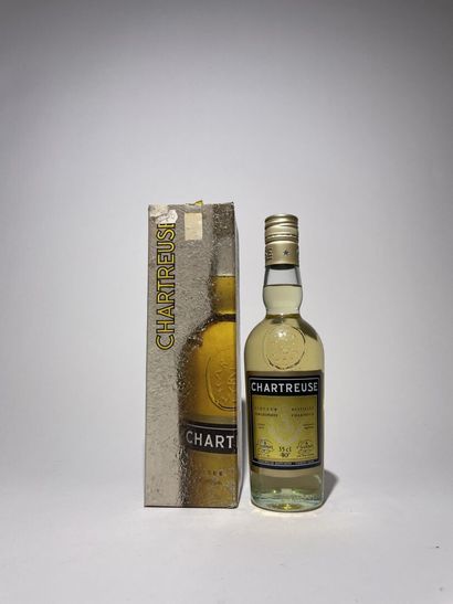 CHARTREUSE. Yellow. Seeon 1966-1982. 1 bt...