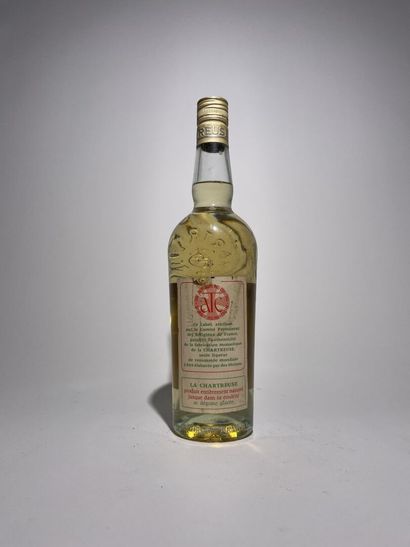 CHARTREUSE. Yellow. Voiron 1976-1982. 1 bt...