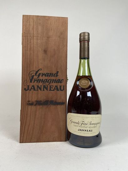 ARMAGNAC. Janneau. Grande Fine Armagnac....