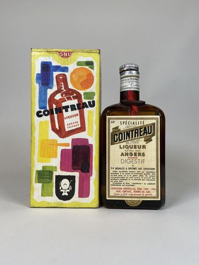 LIQUEUR. Cointreau. 1 Mag with case. (broken...