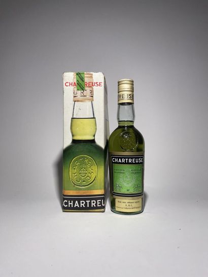 CHARTREUSE. Green. Voiron 1966-1982. 1 bt...