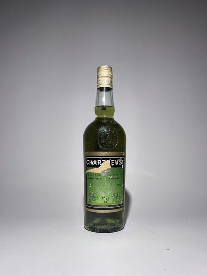 CHARTREUSE. Green. Voiron 1976-1982. 1 bt....