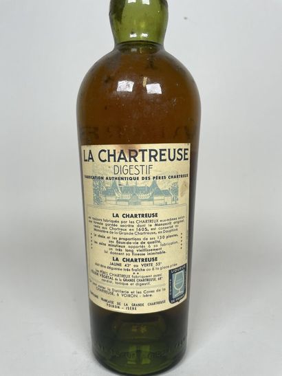 CHARTREUSE. Yellow. Voiron 1956-1964. 1 bt....