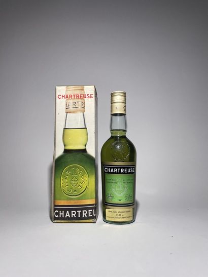 CHARTREUSE. Green. Voiron 1966-1982. 1 bt...