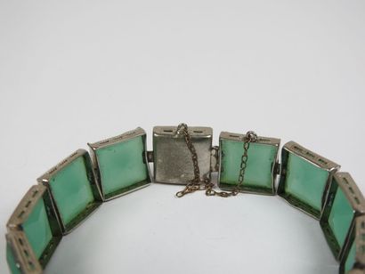 Silver or metal bracelet adorned with 13...