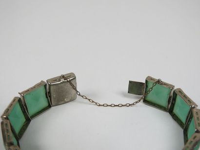 Silver or metal bracelet adorned with 13...