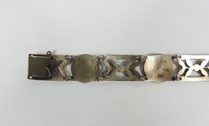 Articulated silver bracelet openwork punctuated...