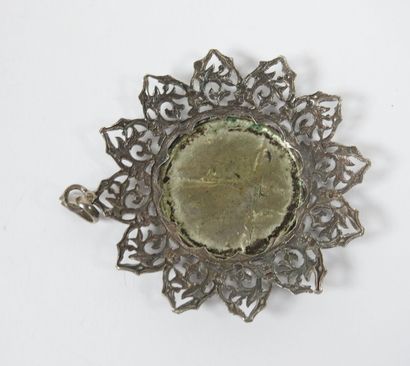 Silver pendant centered of an Arabic calligraphy...
