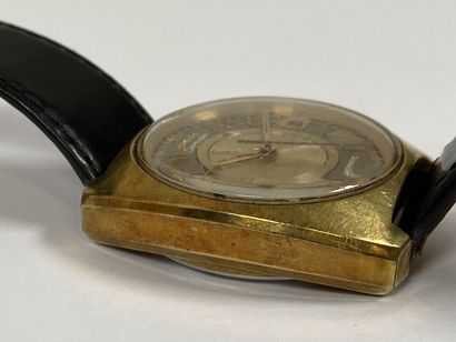 OMEGA.
Montre-bracelet d'homme en acier et...