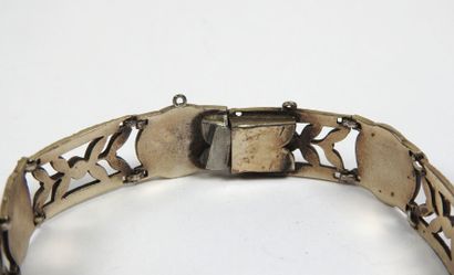Articulated silver bracelet openwork punctuated...