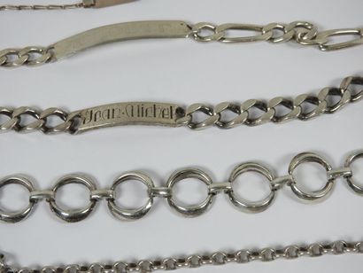 Ensemble de 8 bracelets en argent dont :...