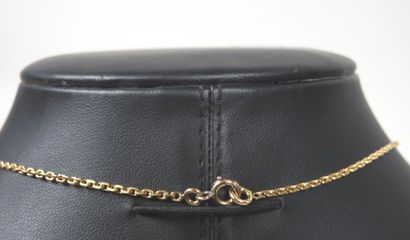 Chaine de cou en argent à maille forçat.
Poids...
