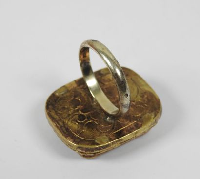 Important ring-seal in silver 835 thousandths...
