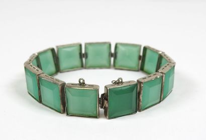 Silver or metal bracelet adorned with 13...