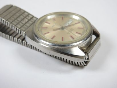 VADUR.
Men's watch in steel, automatic movement,...